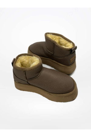 kahve Renk Deri Görünümlü Kısa UGG Bot – İçi Kürklü, Günlük & Kışlık Rahat Bot